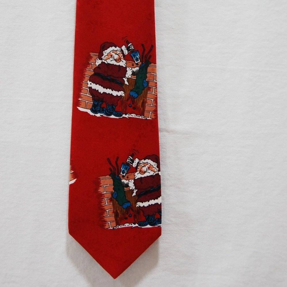 Christmas Holiday Tie Drunk Santa Novelty Red Hallmark